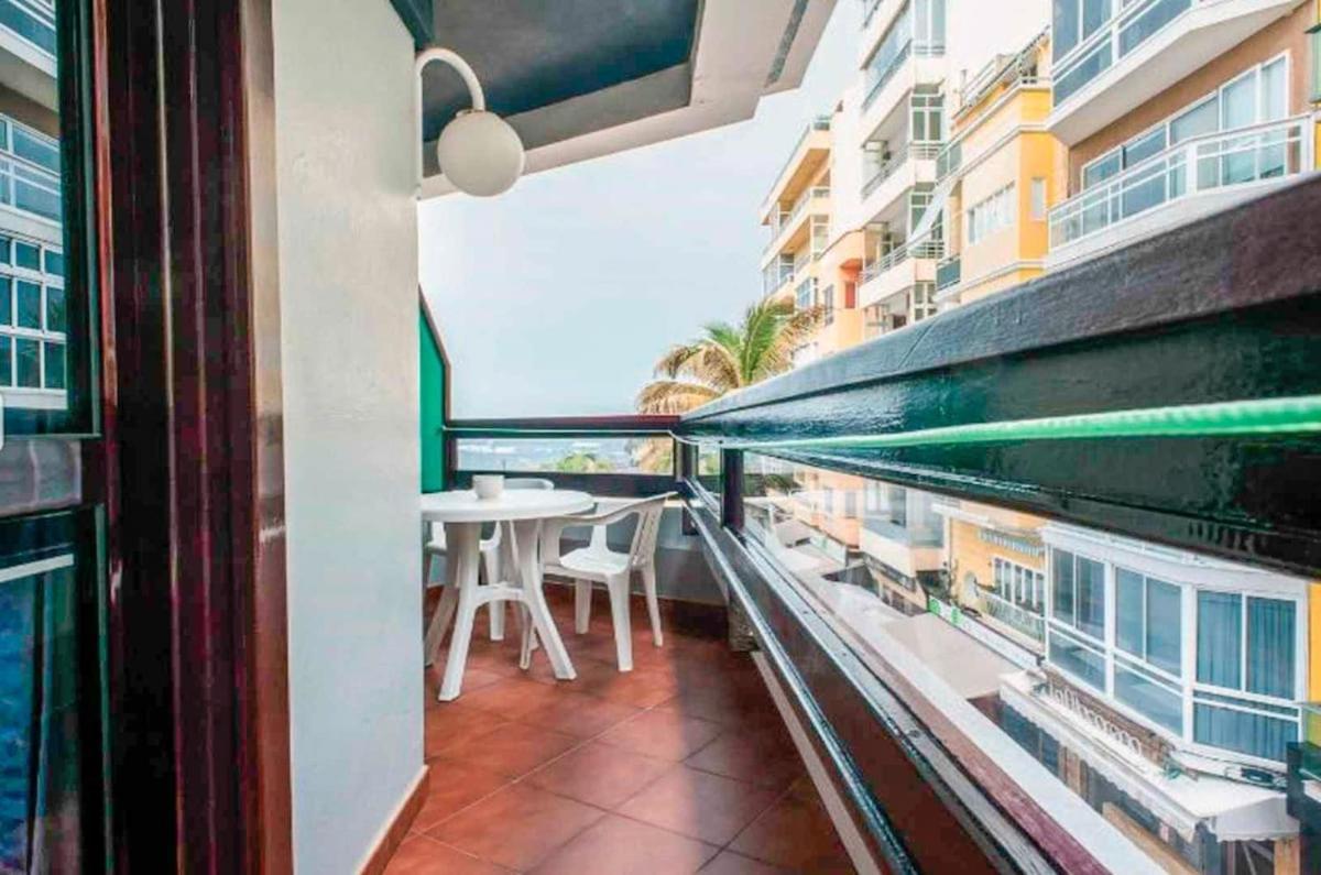 Apartamento Con Balcon En La Playa De Las Canteras Las Palmas de Gran Canaria Exterior photo